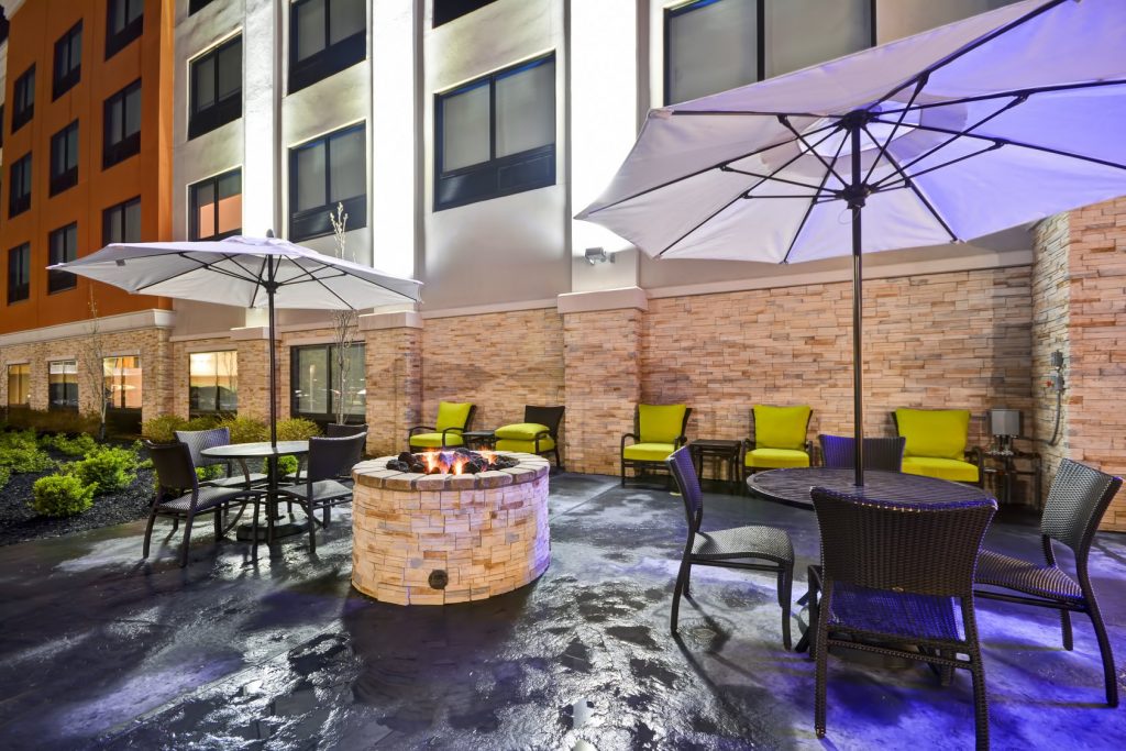 Holiday Inn Evansville